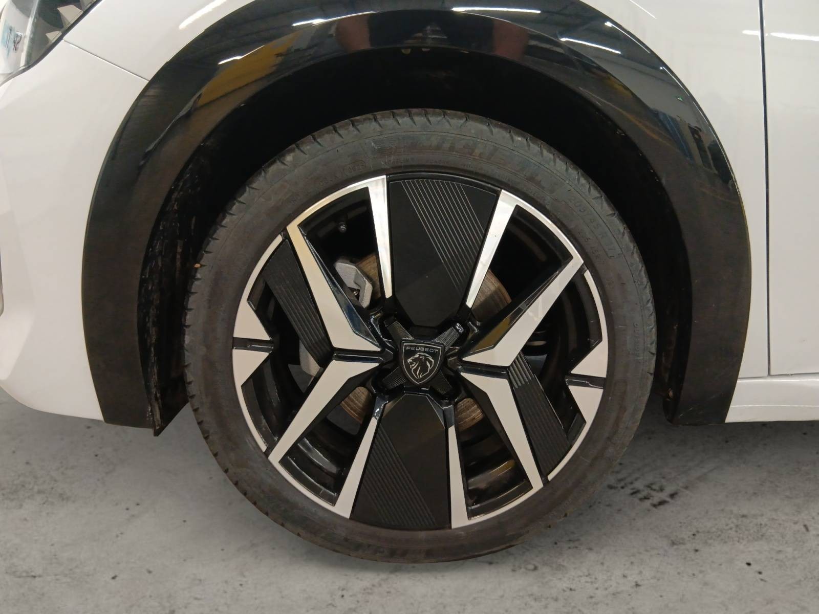 PEUGEOT - 208 - #845216 - 6