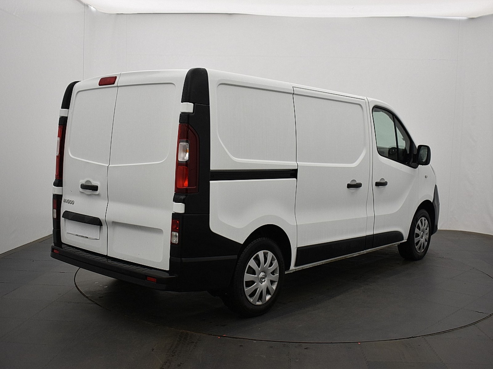 NISSAN - NV300 FOURGON - #182041 - 3