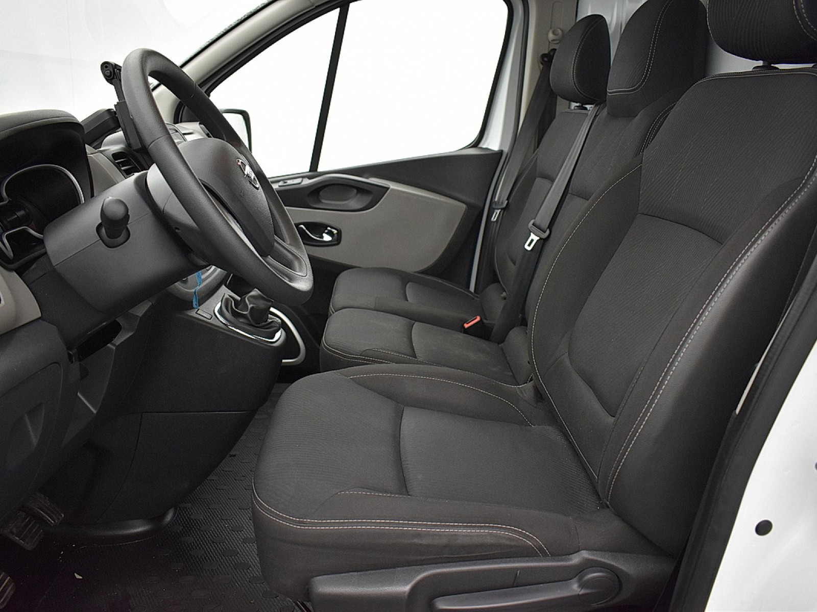 NISSAN - NV300 FOURGON - #182041 - 7