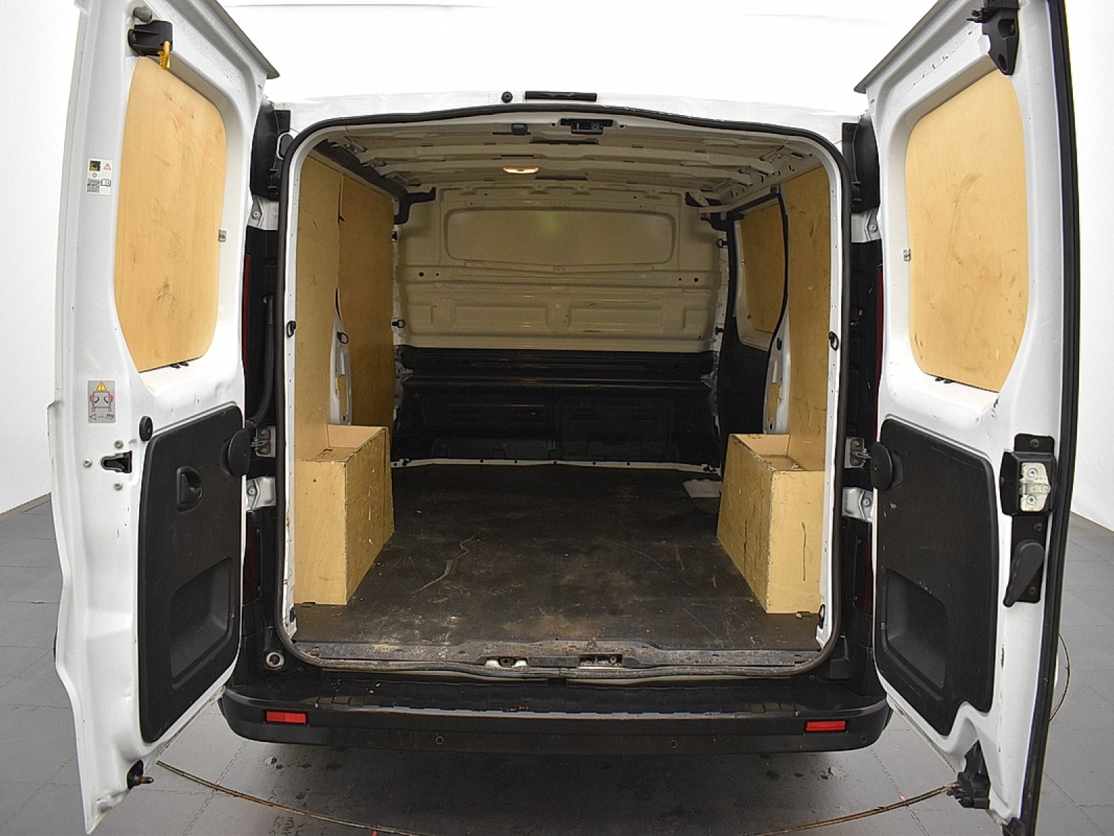 NISSAN - NV300 FOURGON - #182041 - 13