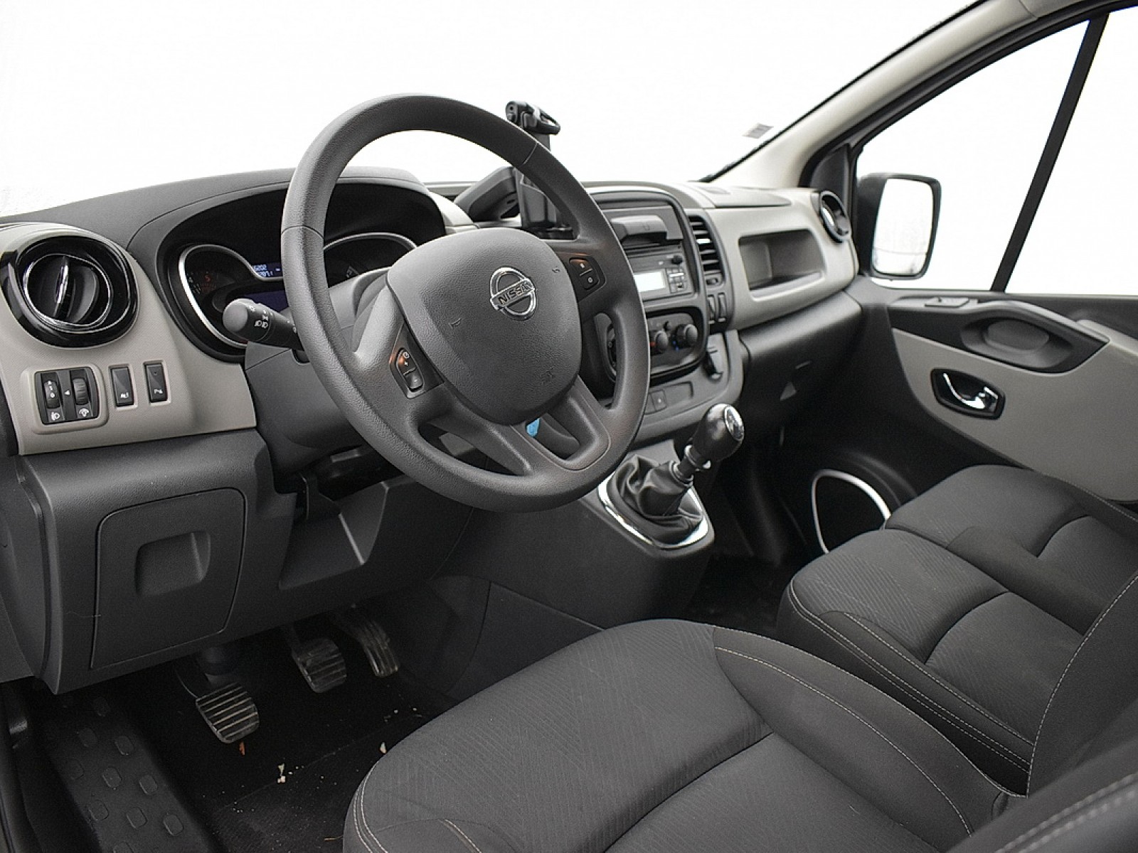 NISSAN - NV300 FOURGON - #182041 - 9