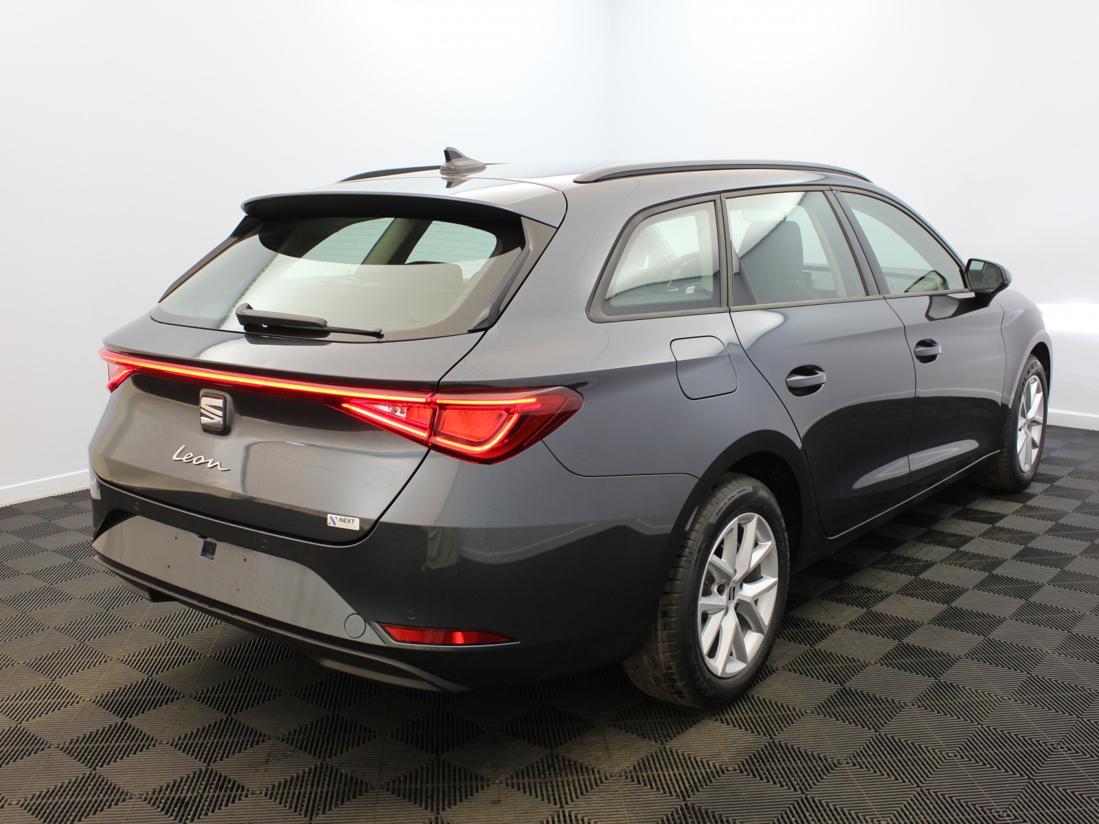 SEAT - LEON SPORTSTOURER - #181906 - 3