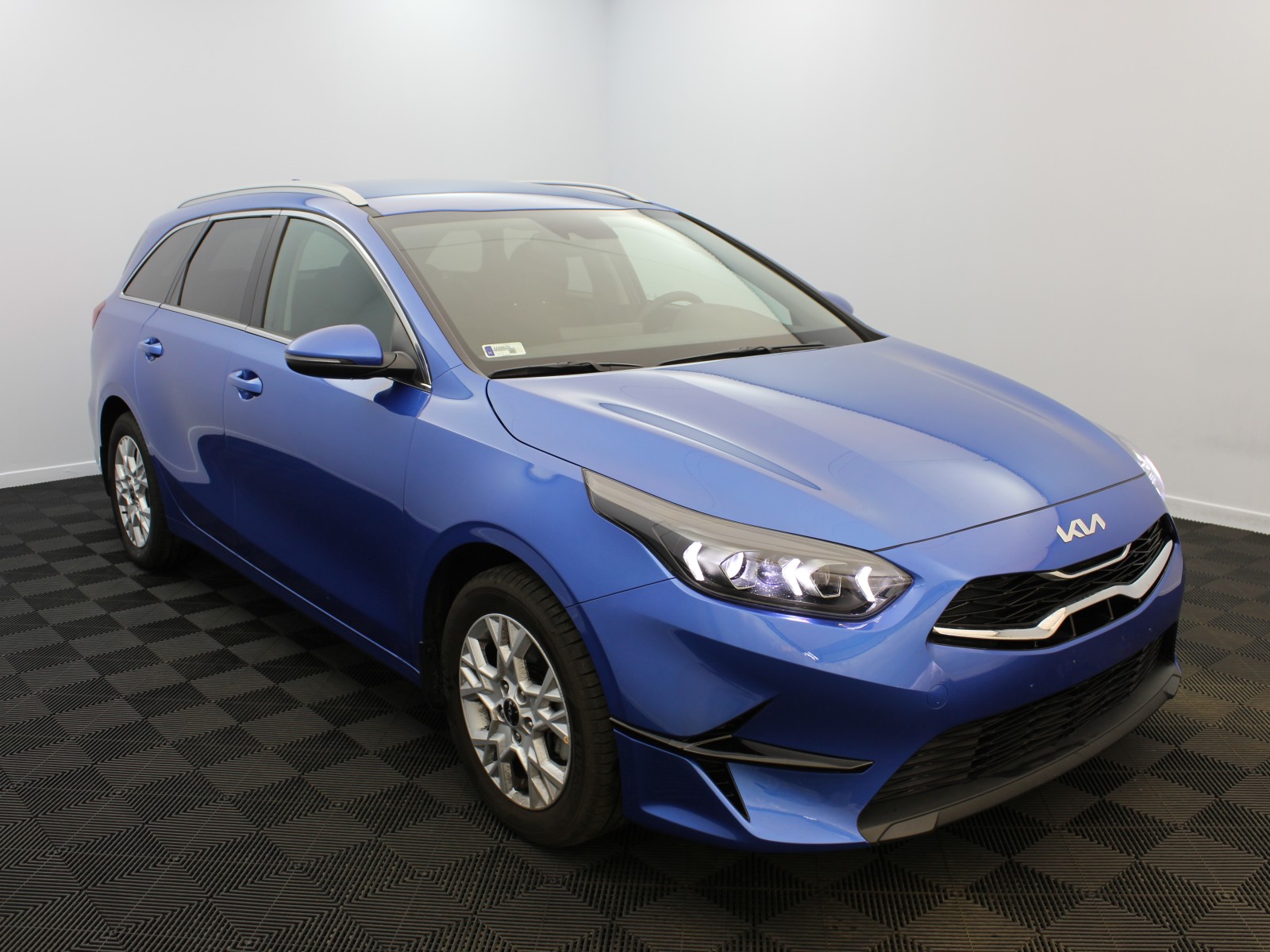 KIA - CEED SW MY21 - #181901 - 1