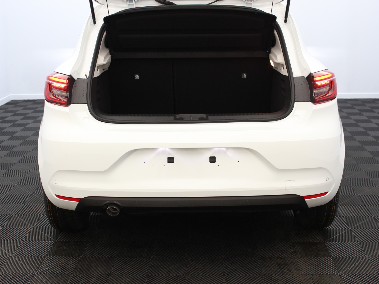 RENAULT - CLIO V - #182073 - 13
