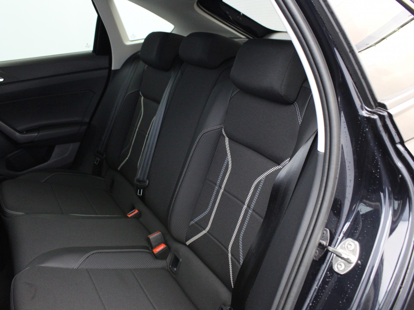 VOLKSWAGEN - TAIGO - #182025 - 8