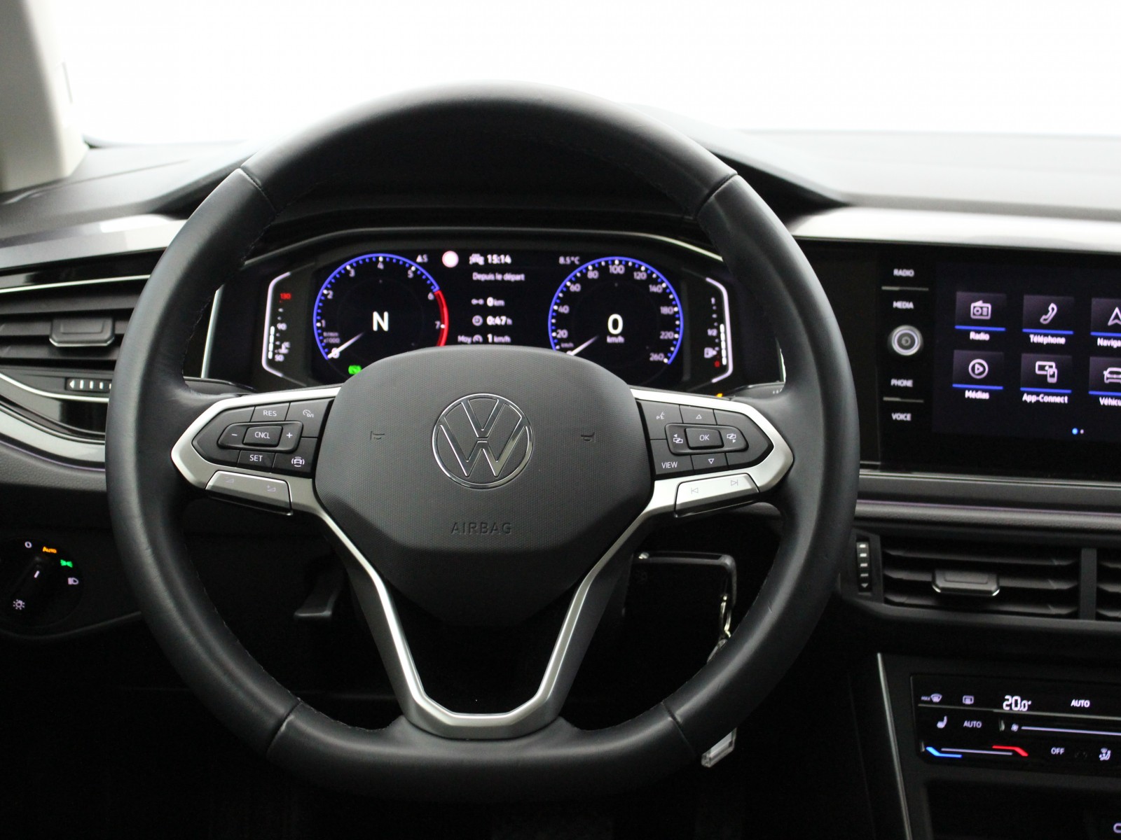 VOLKSWAGEN - TAIGO - #182027 - 10