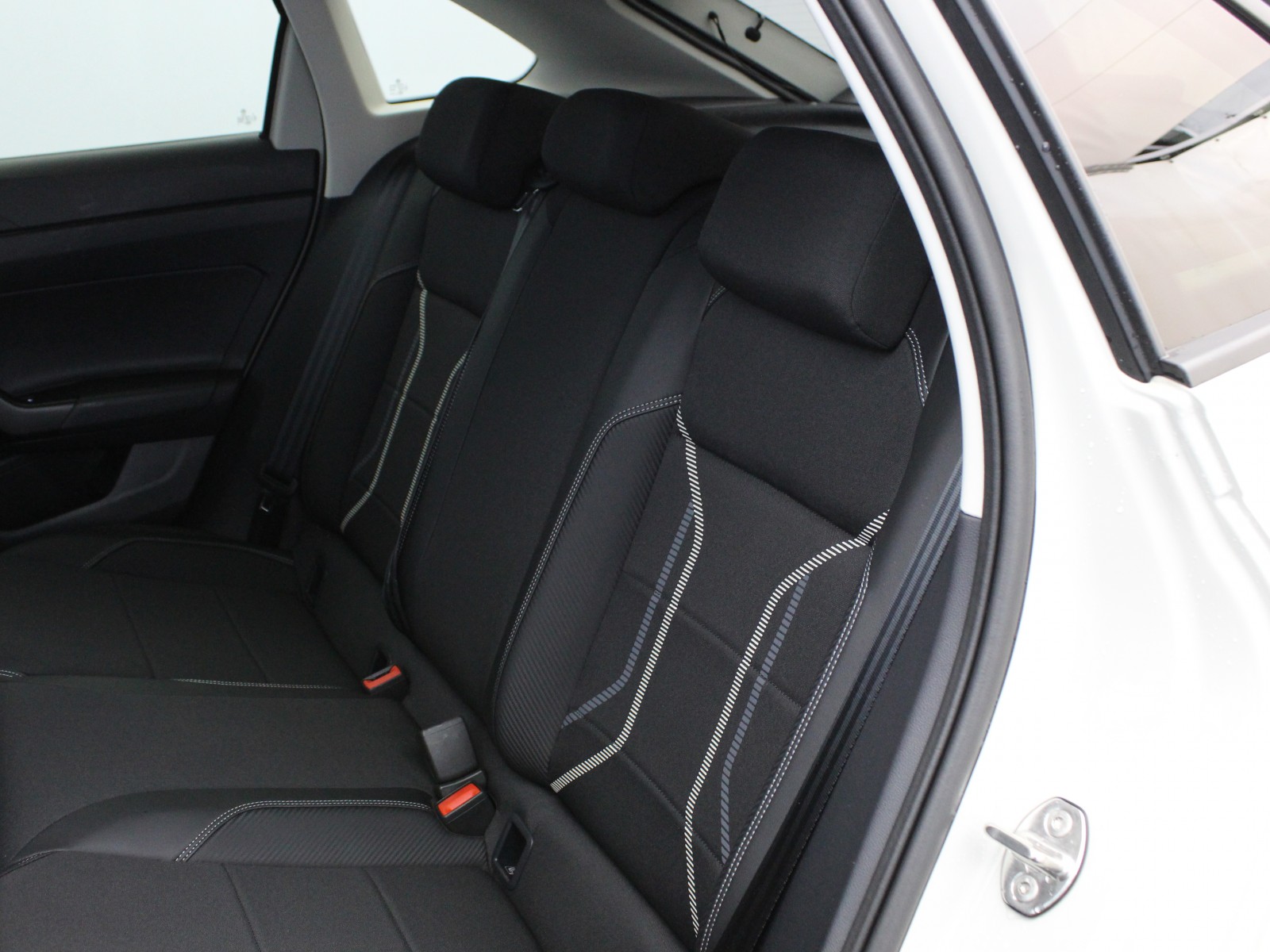 VOLKSWAGEN - TAIGO - #182026 - 8