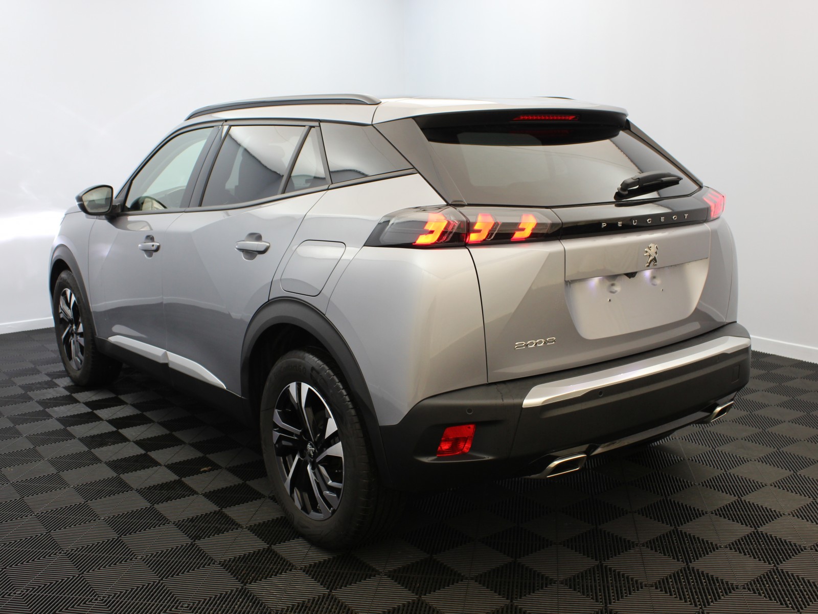 PEUGEOT - 2008 - #172427 - 2
