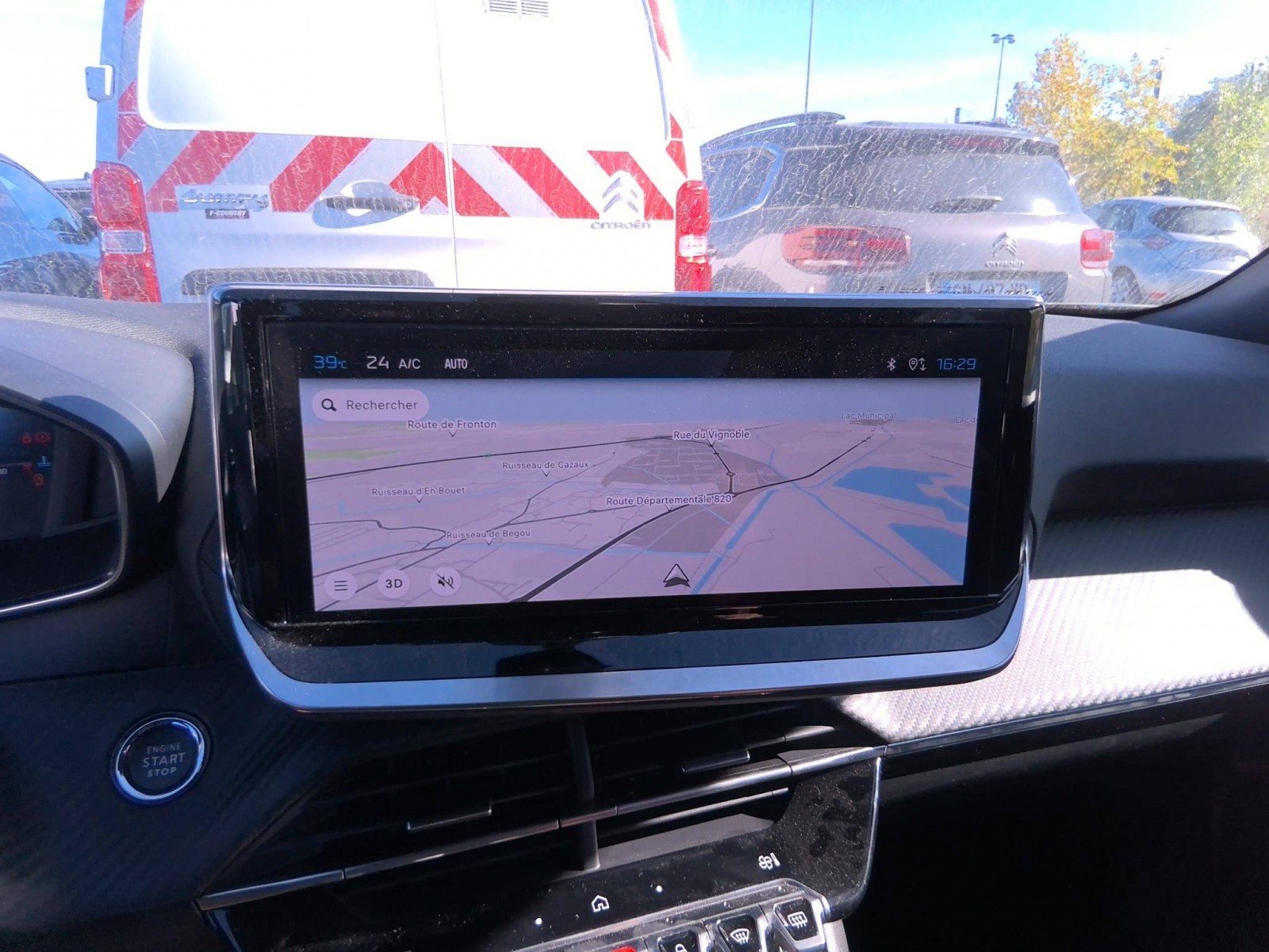 PEUGEOT - 2008 - #853955 - 4