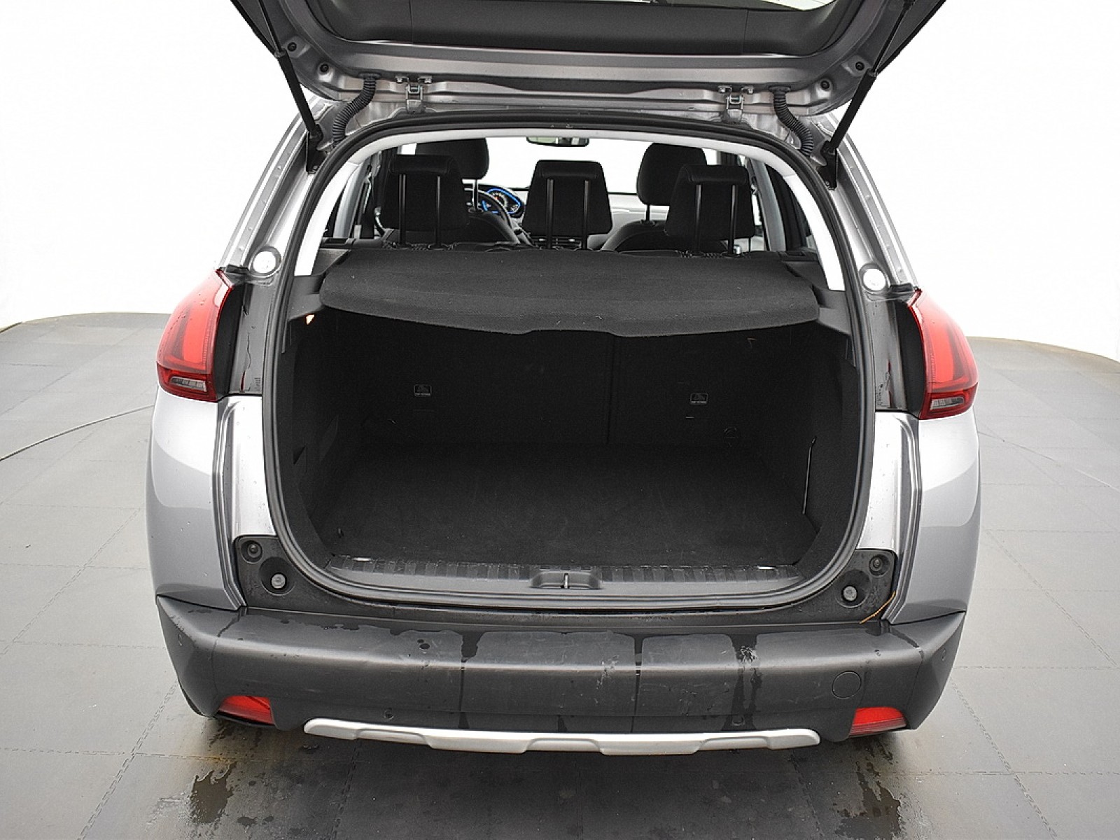 PEUGEOT - 2008 - #182043 - 13