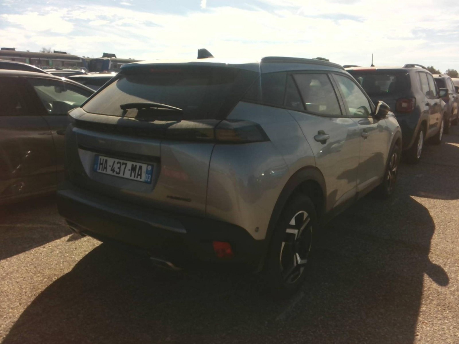 PEUGEOT - 2008 - #854018 - 1