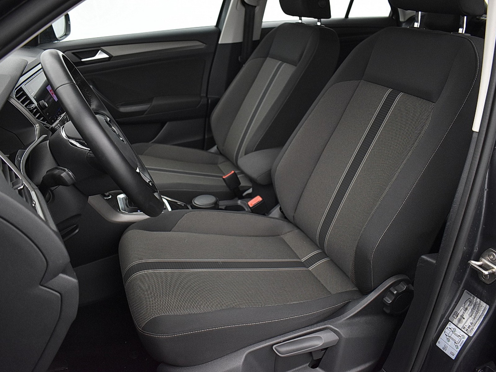VOLKSWAGEN - T-ROC - #181806 - 7