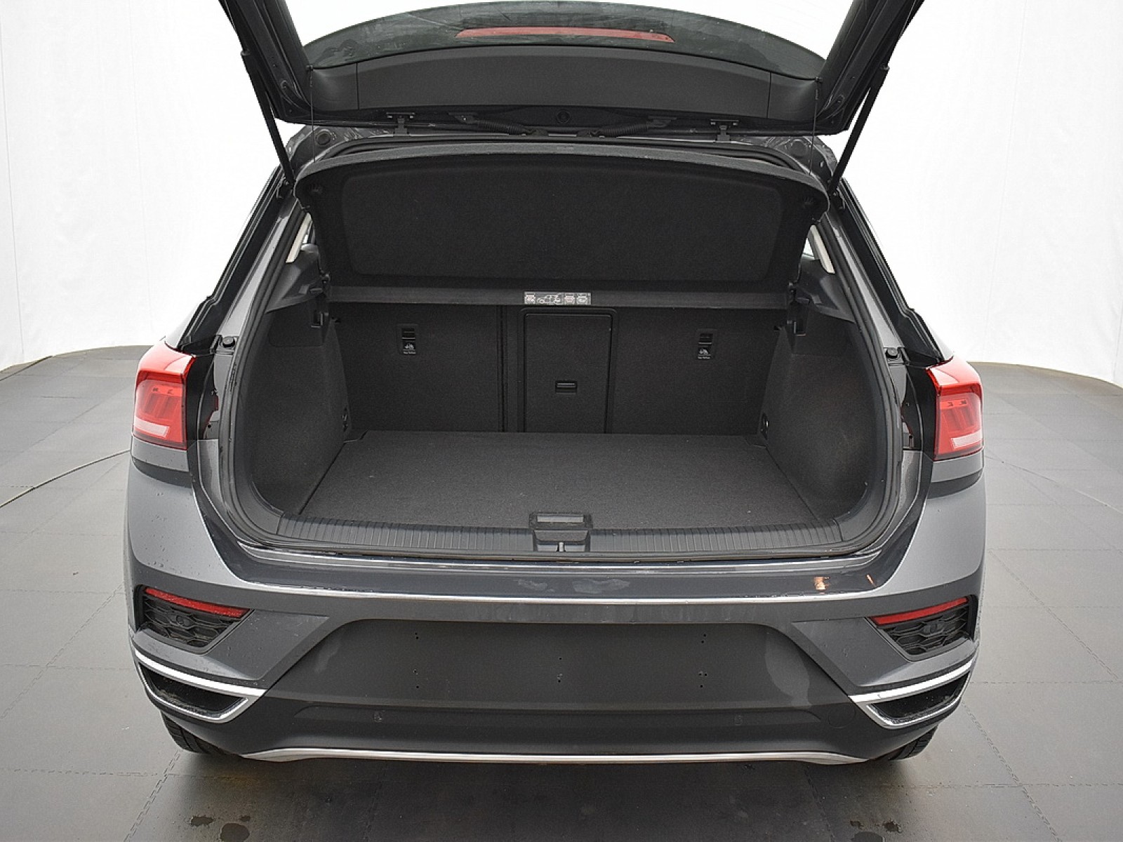 VOLKSWAGEN - T-ROC - #181802 - 13