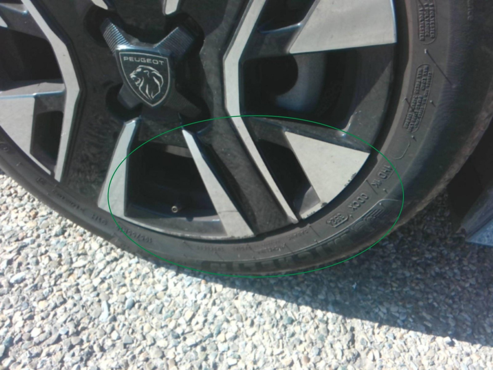 PEUGEOT - 208 - #854040 - 12