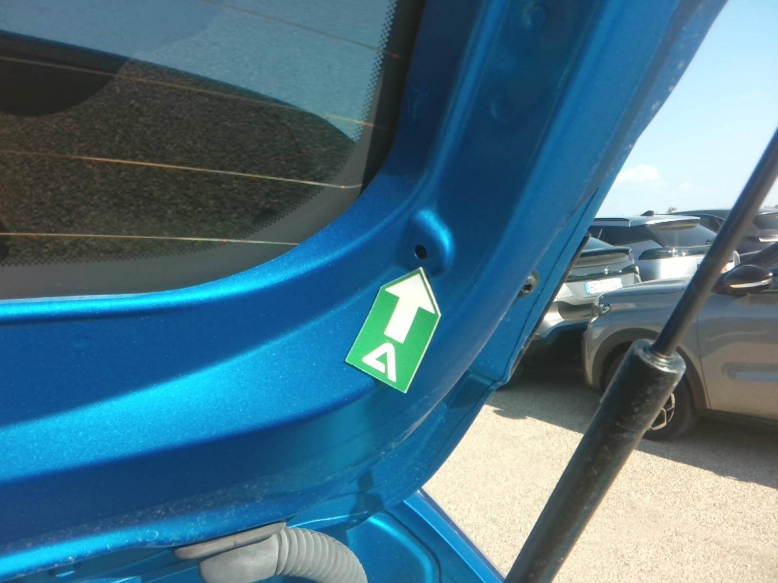 PEUGEOT - 208 - #854040 - 9