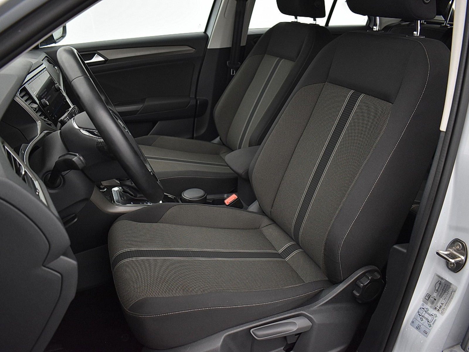 VOLKSWAGEN - T-ROC - #181801 - 7