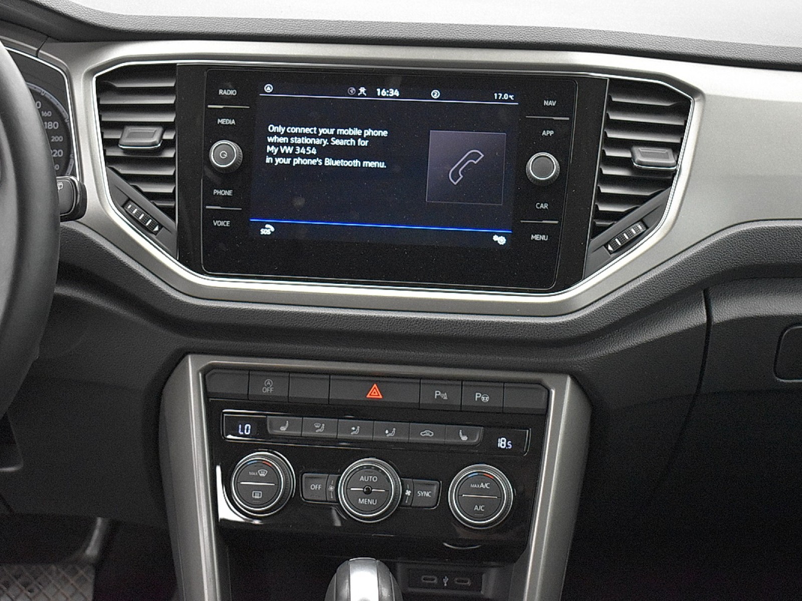 VOLKSWAGEN - T-ROC - #181804 - 11