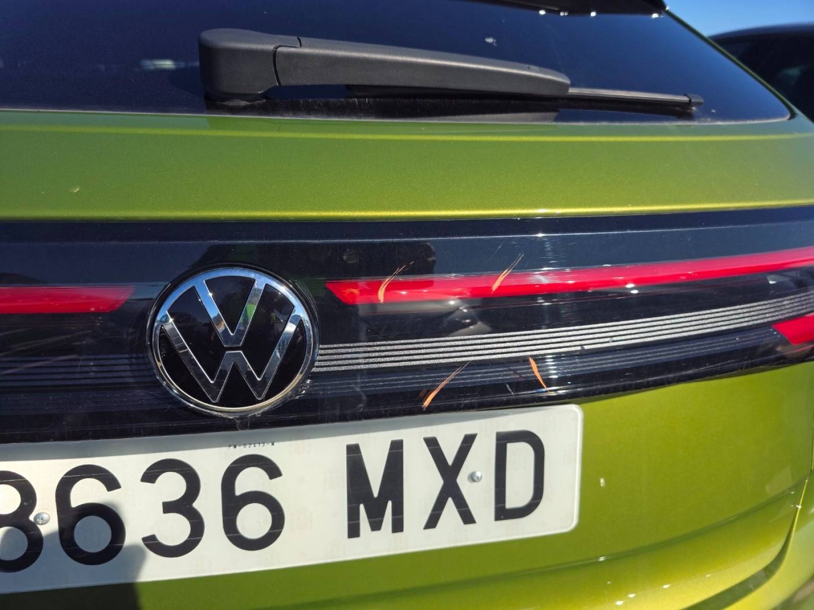 VOLKSWAGEN - TAIGO - #851037 - 27