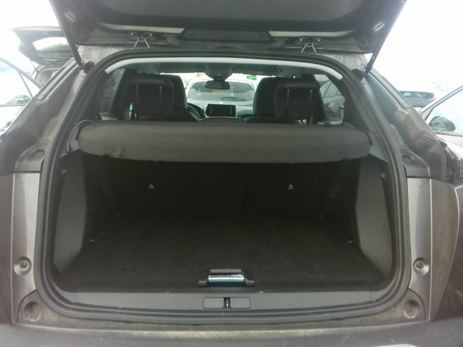PEUGEOT - 2008 - #182195 - 3