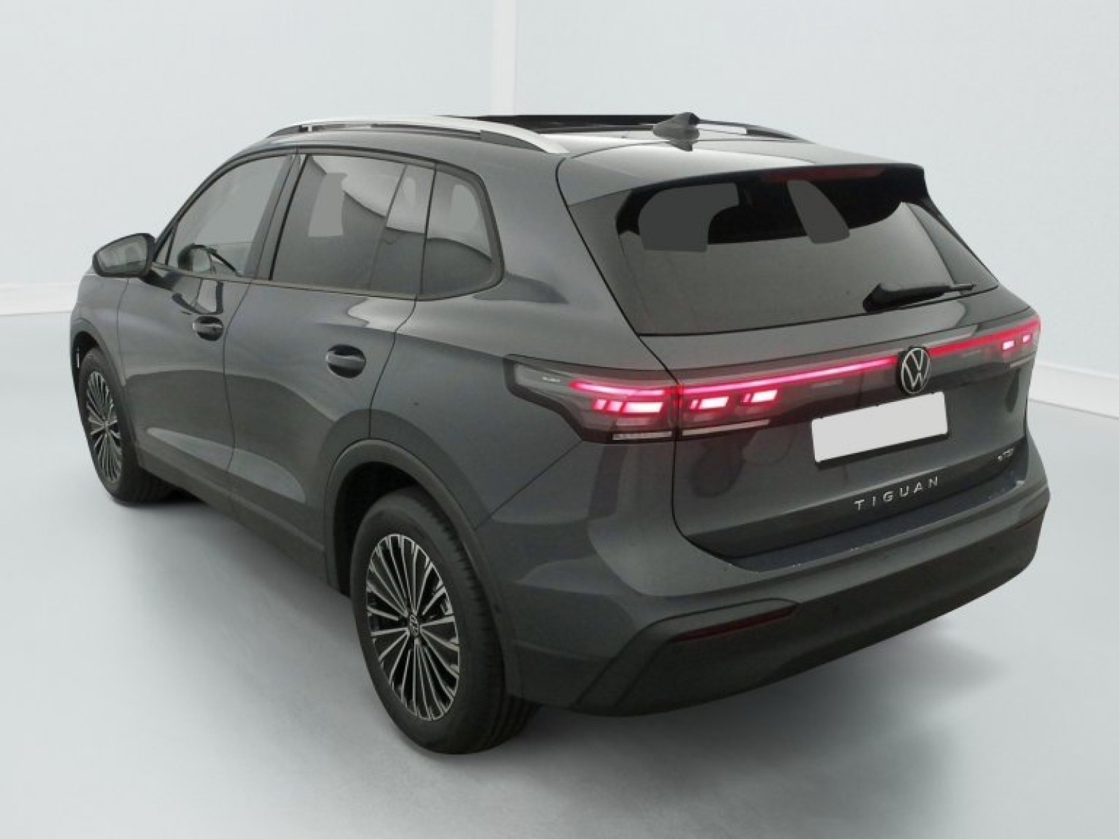 VOLKSWAGEN - TIGUAN NOUVEAU - #854358 - 4