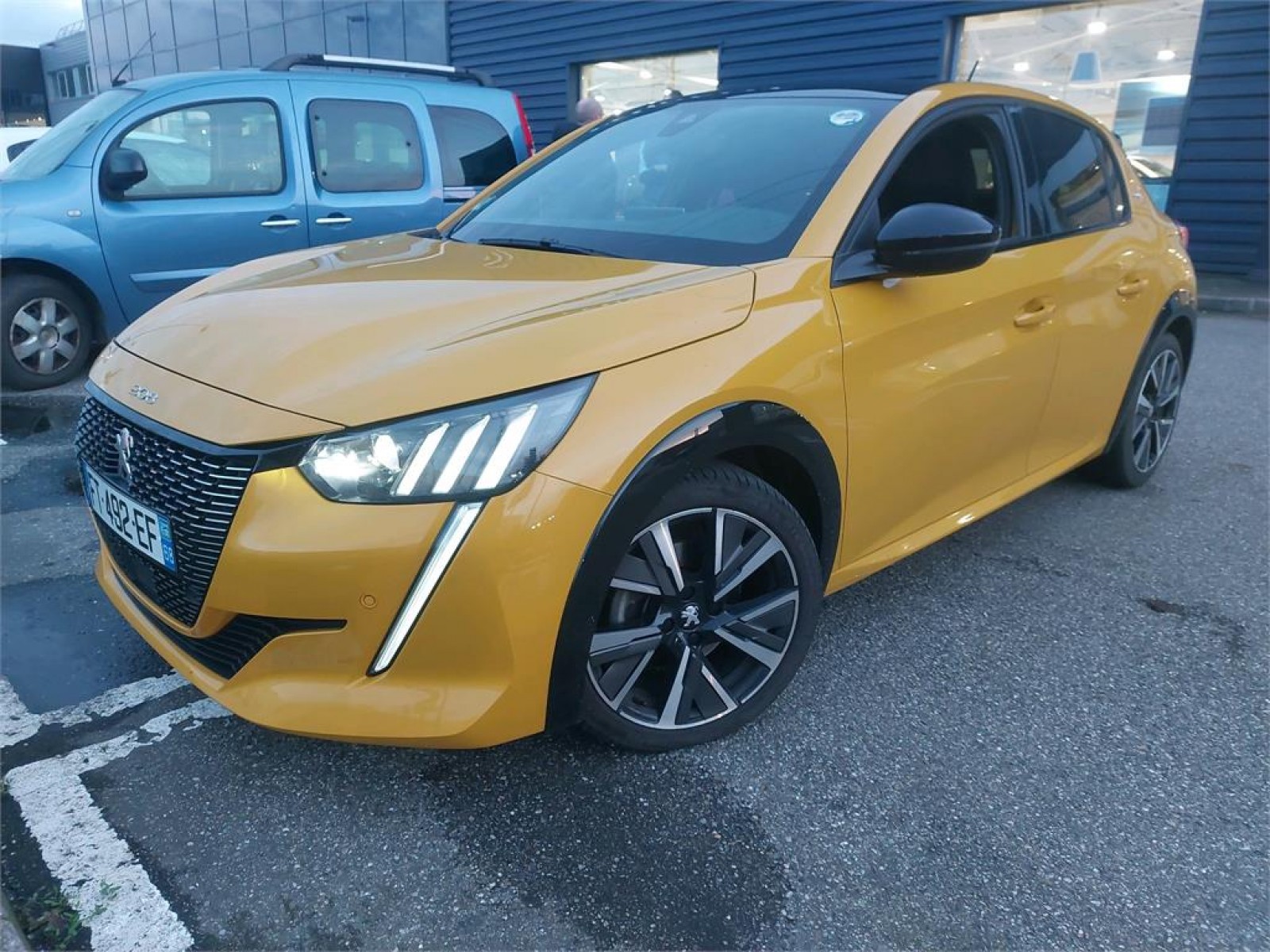 PEUGEOT - 208 - #182212 - 0