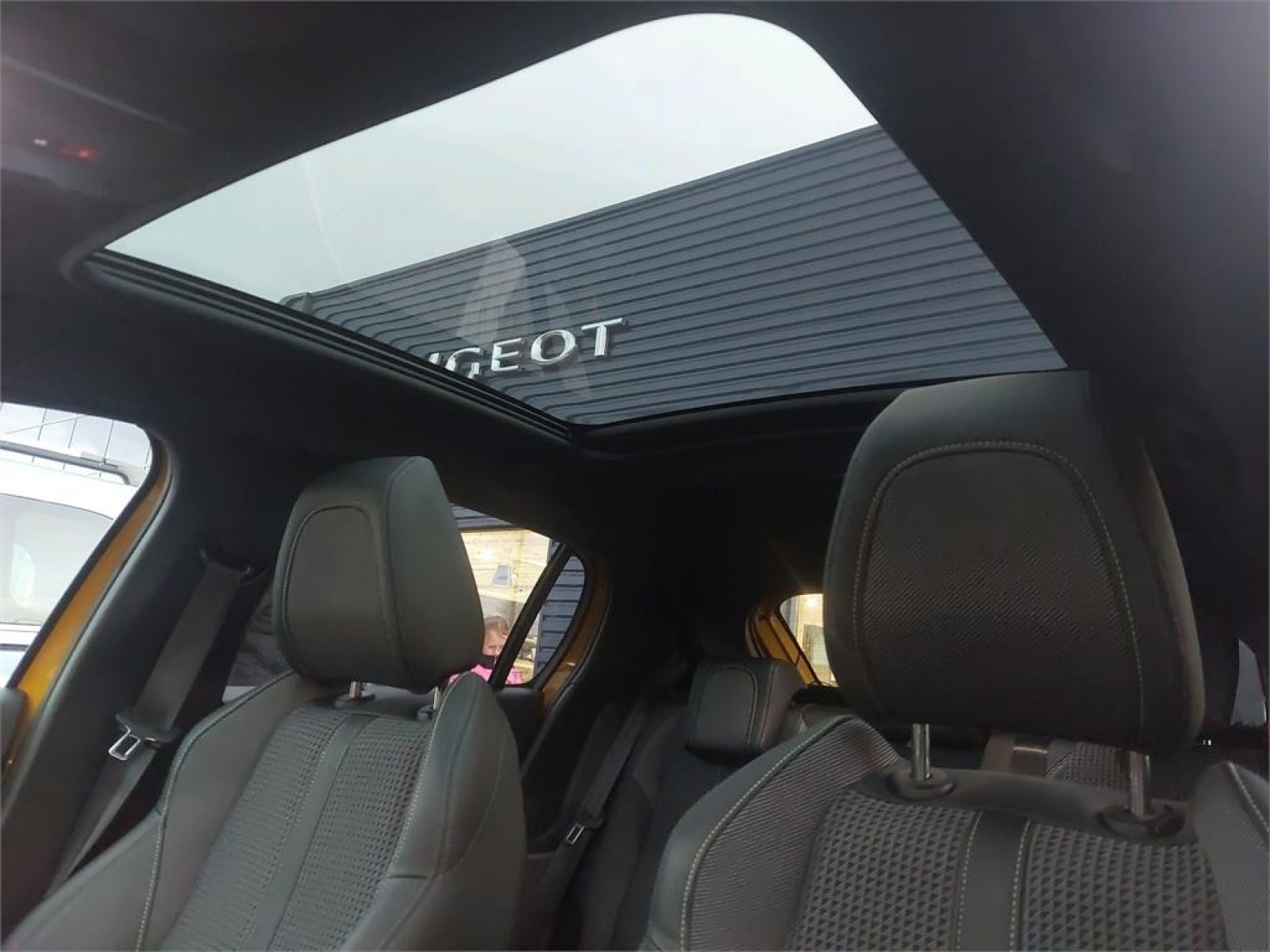 PEUGEOT - 208 - #182212 - 9