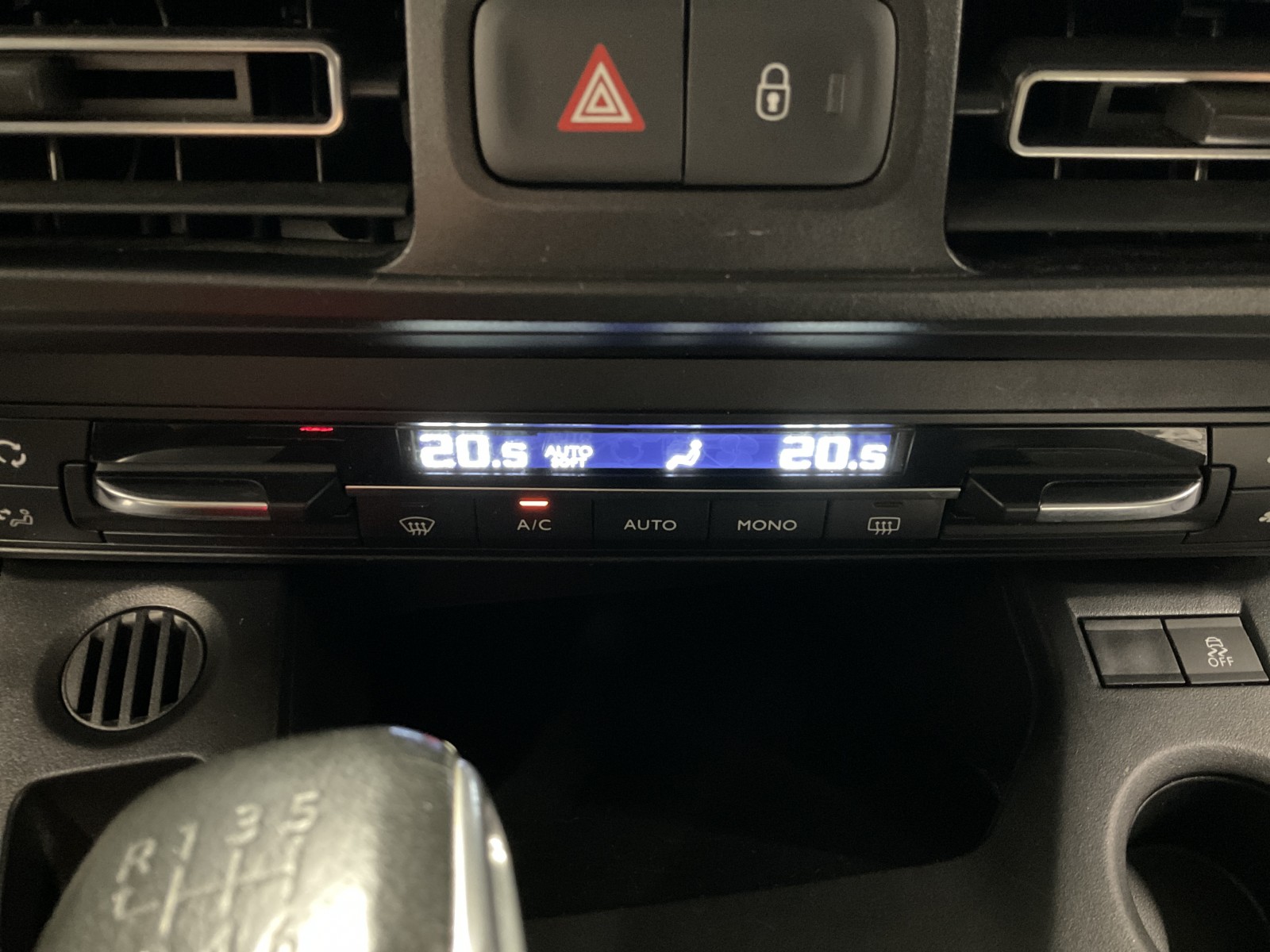 PEUGEOT - RIFTER - #182214 - 19