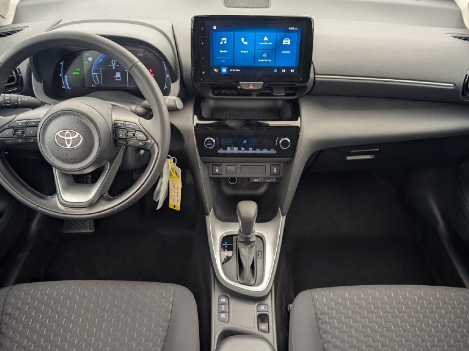 TOYOTA - Yaris Cross Hybride - #854652 - 12