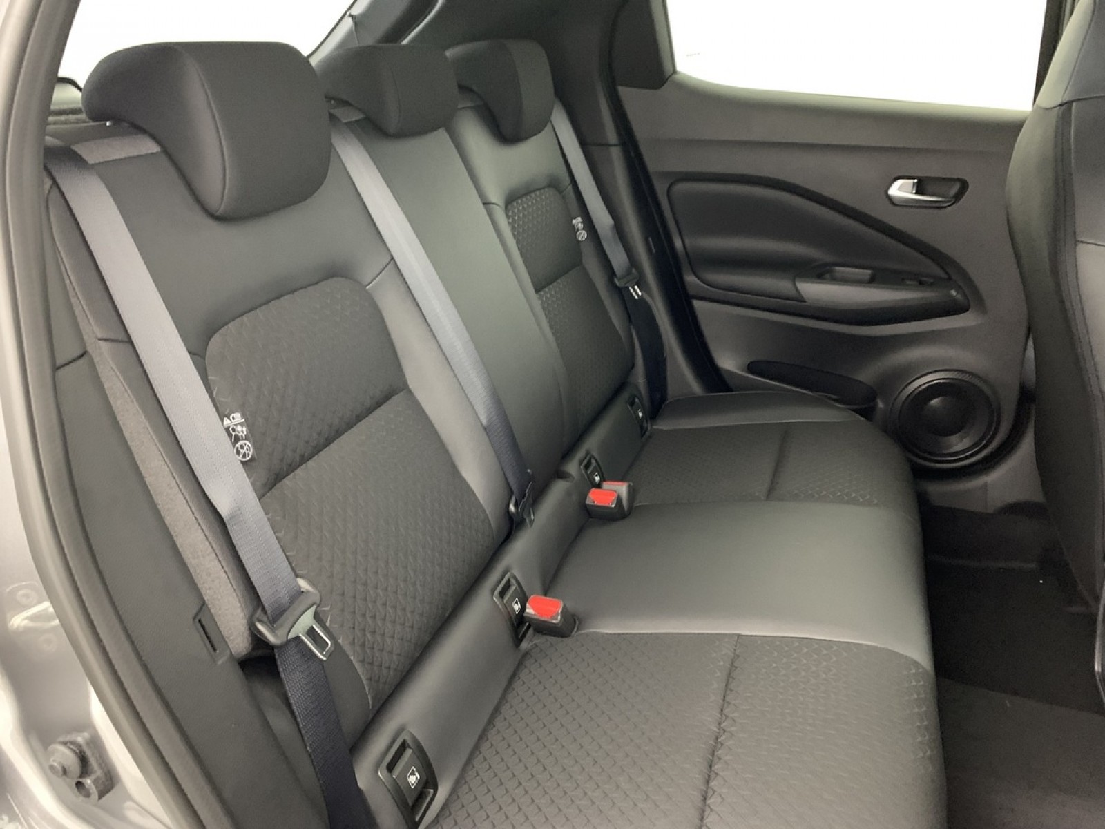 NISSAN - JUKE - #855167 - 9