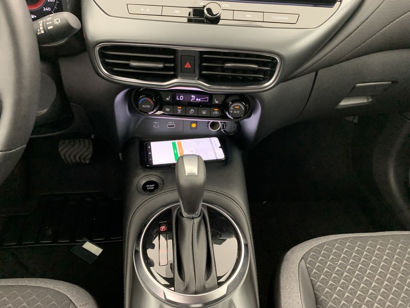 NISSAN - JUKE - #855167 - 17