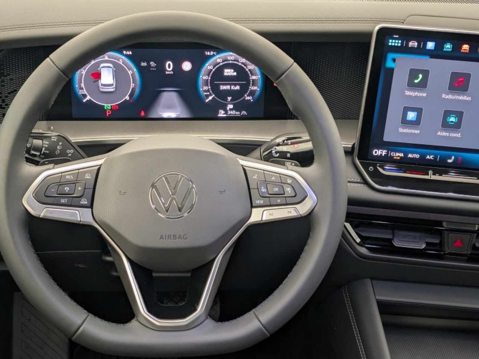 VOLKSWAGEN - Tayron - #842917 - 12