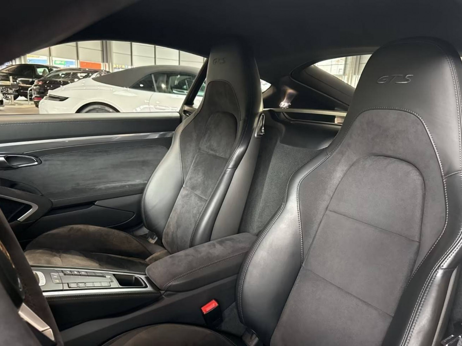 PORSCHE - 718 CAYMAN - #855222 - 13