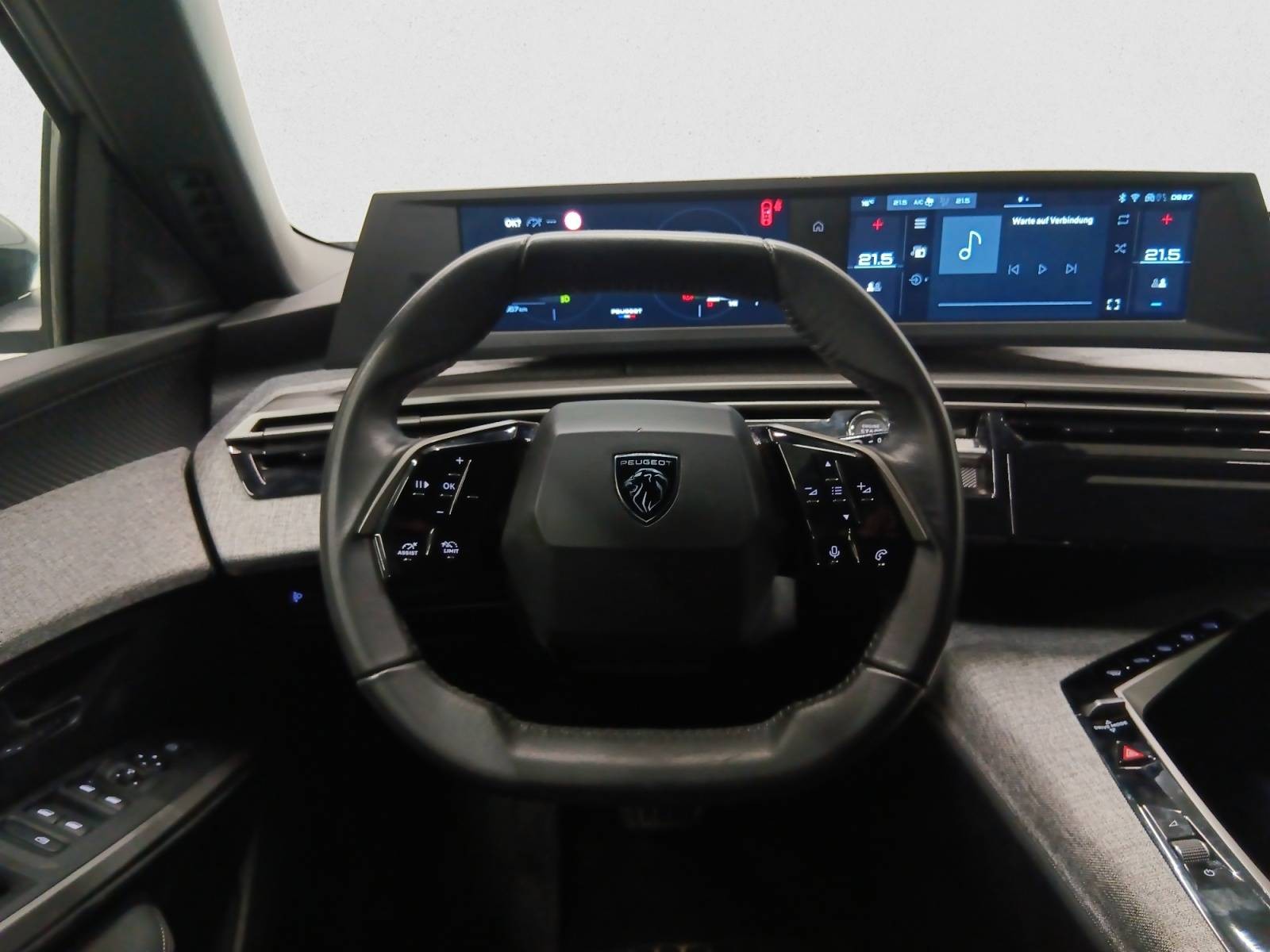 PEUGEOT - 5008 - #852730 - 10