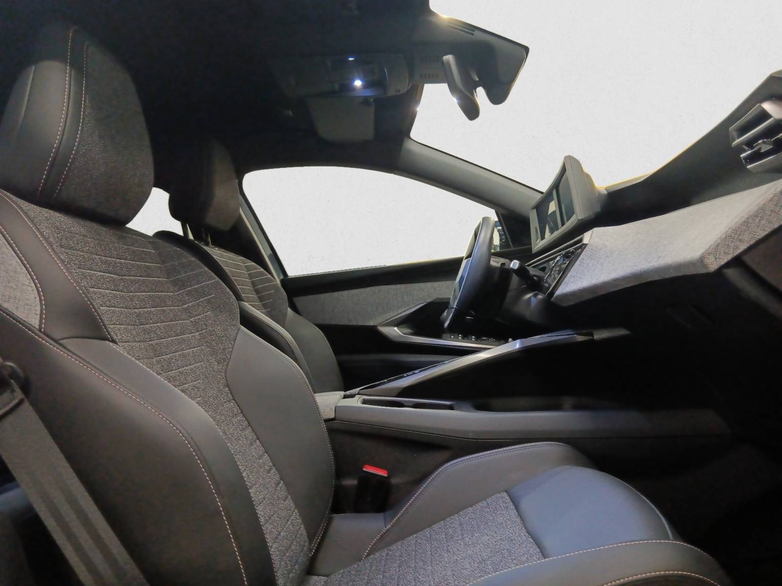 PEUGEOT - 5008 - #852734 - 12