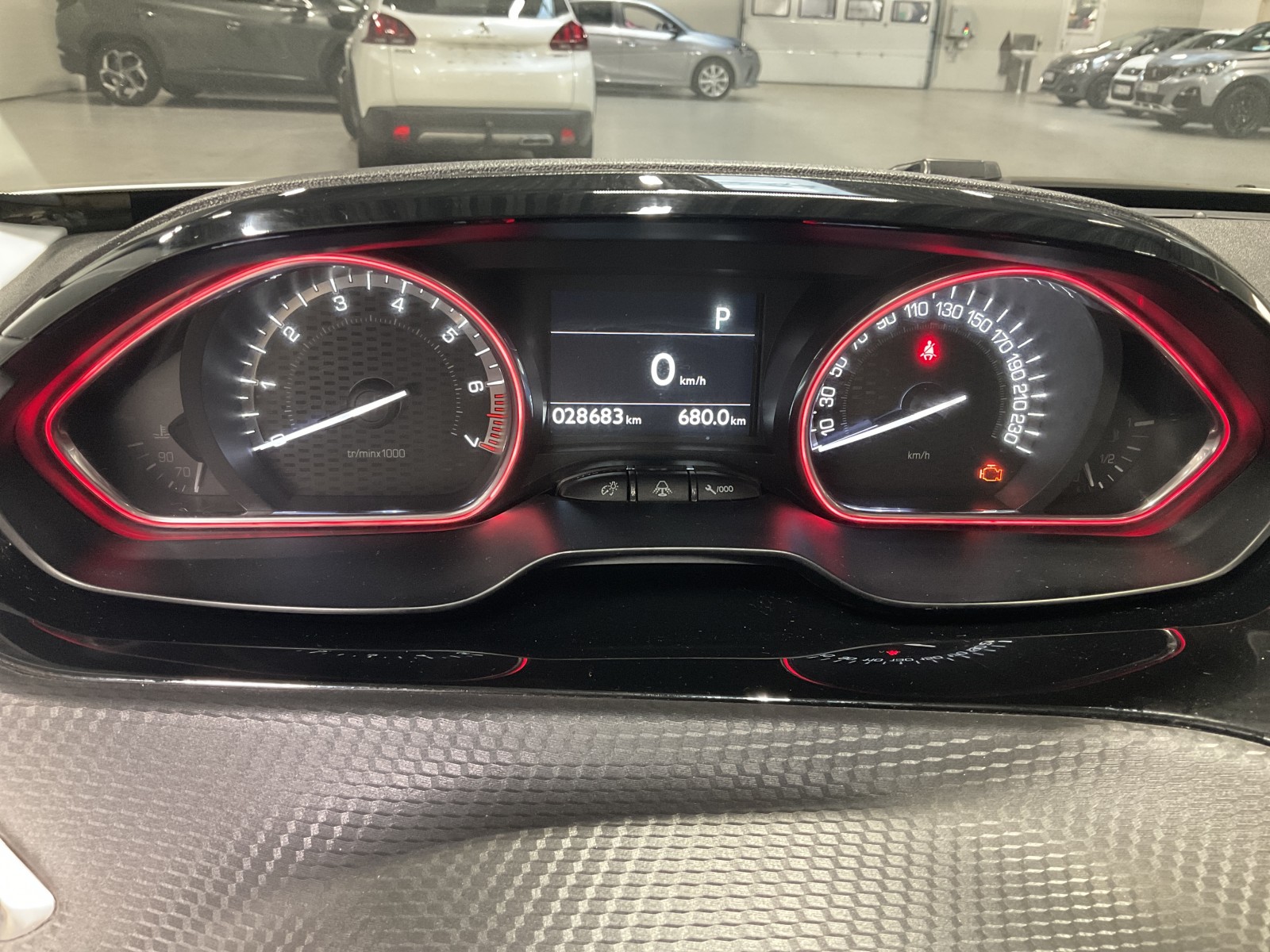 PEUGEOT - 2008 - #182218 - 16