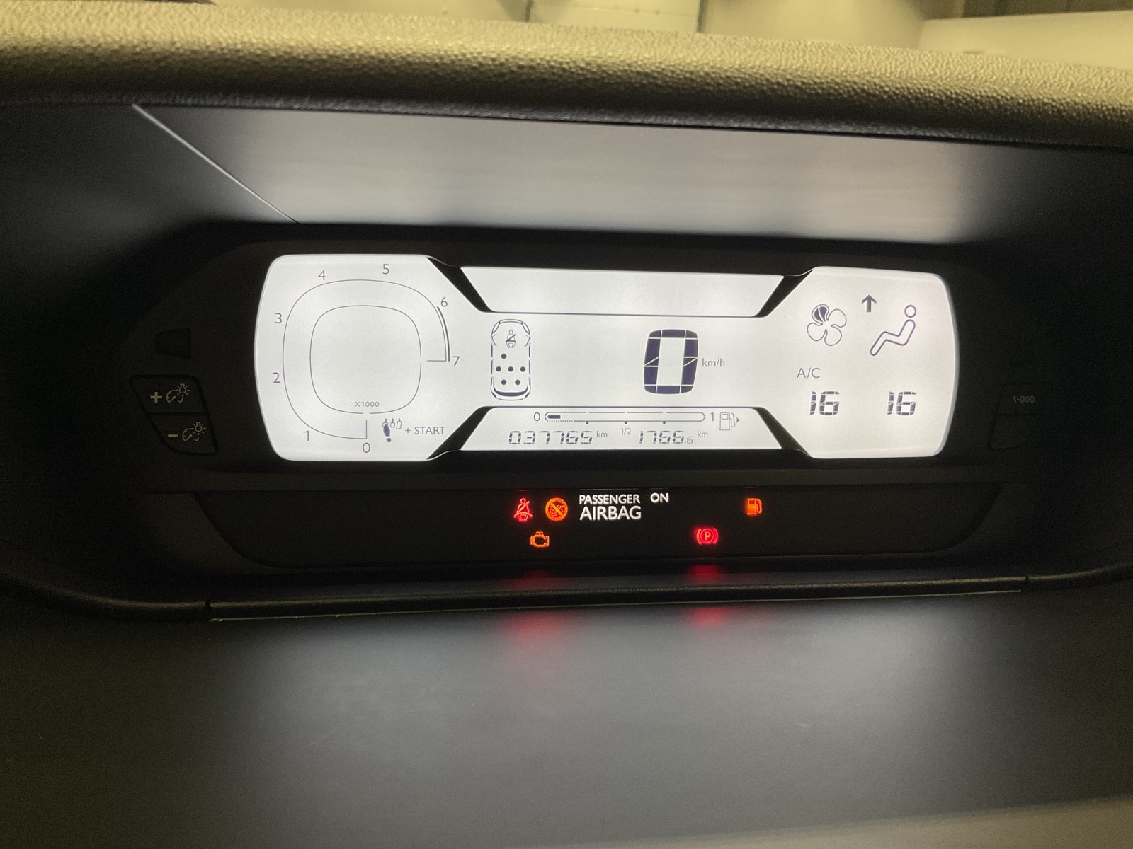 CITROEN - GRAND C4 SPACETOURER - #182221 - 17