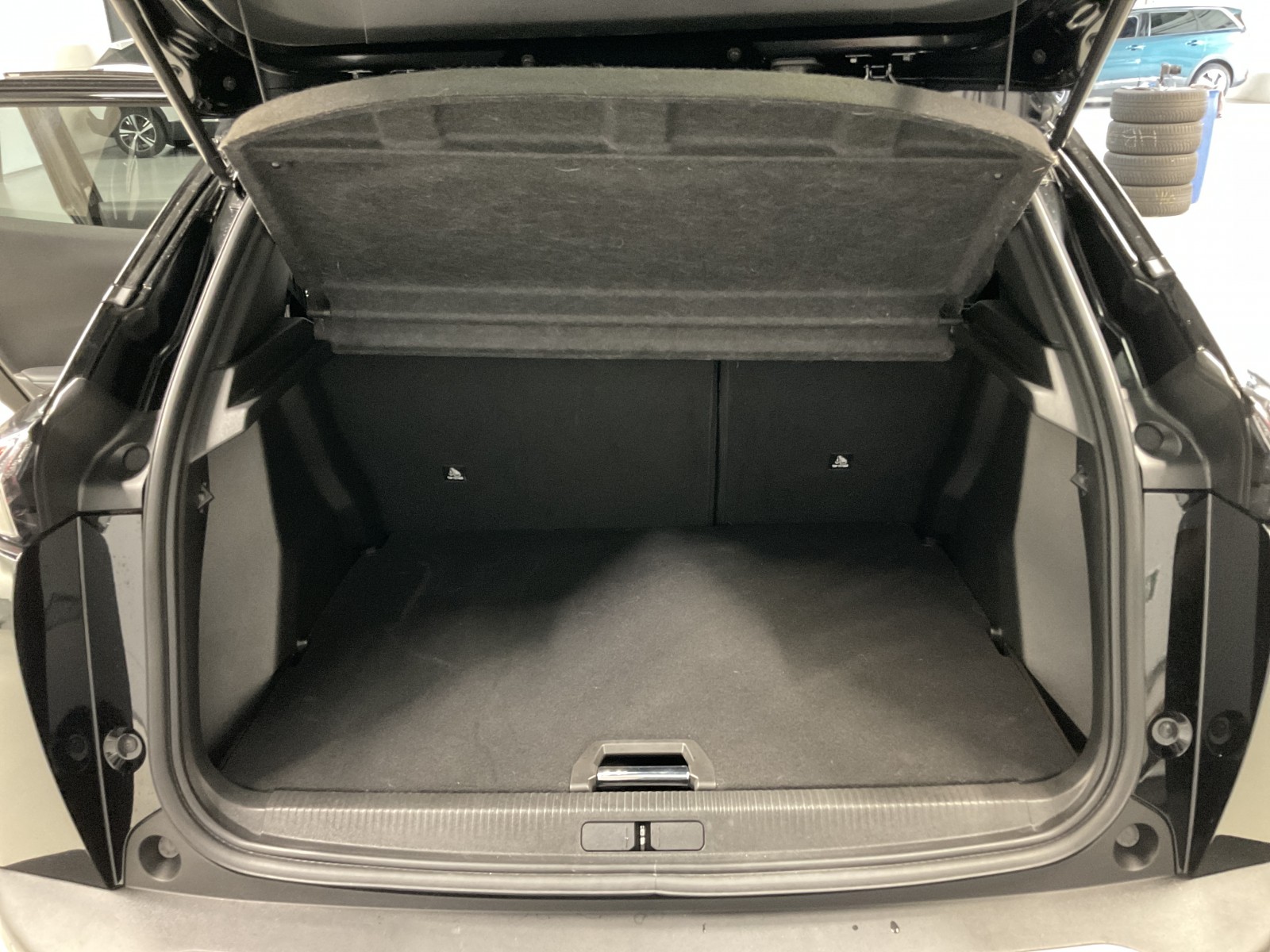 PEUGEOT - 2008 - #182223 - 15