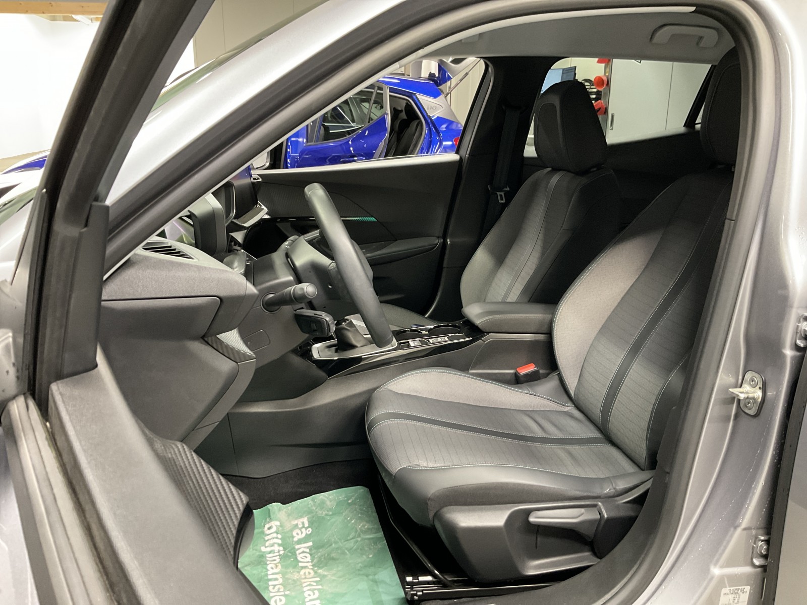 PEUGEOT - 2008 - #182224 - 13