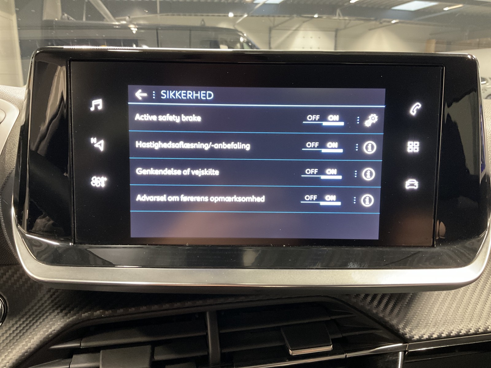 PEUGEOT - 2008 - #182224 - 19