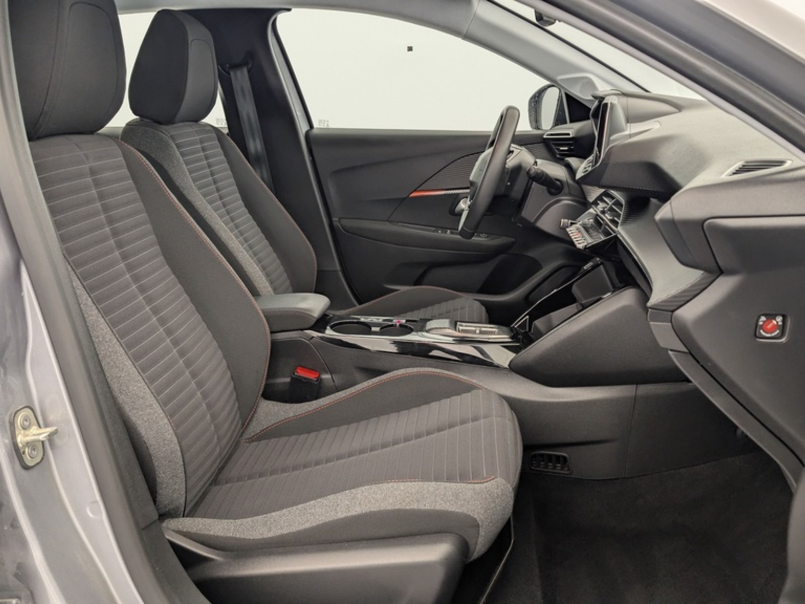 PEUGEOT - 208 ELECTRIQUE - #855759 - 8