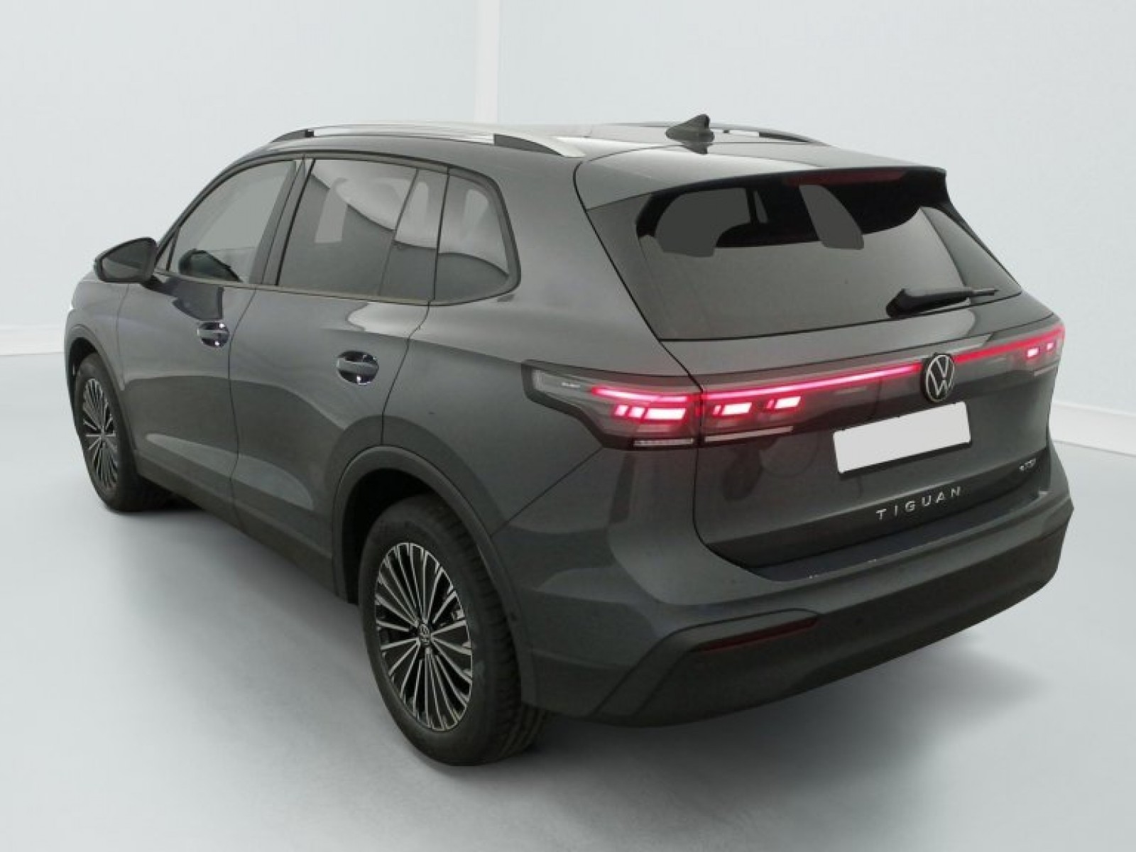 VOLKSWAGEN - TIGUAN NOUVEAU - #848842 - 4