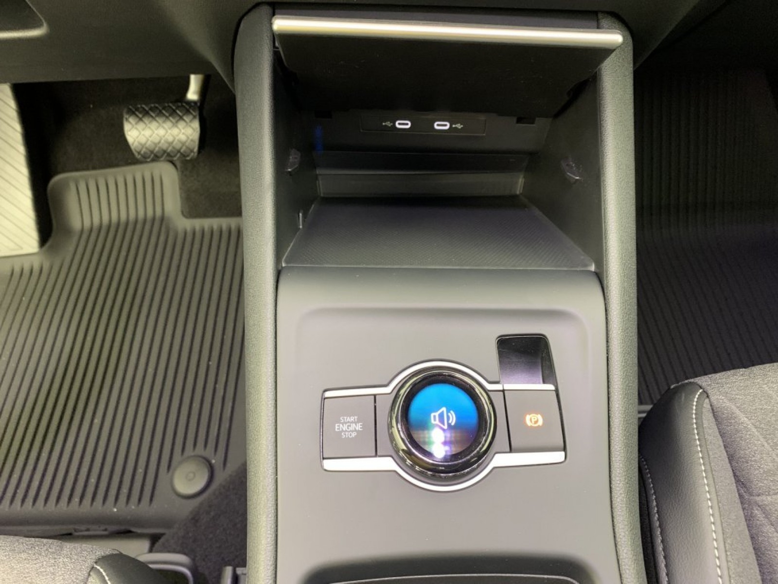 VOLKSWAGEN - TIGUAN NOUVEAU - #852524 - 24