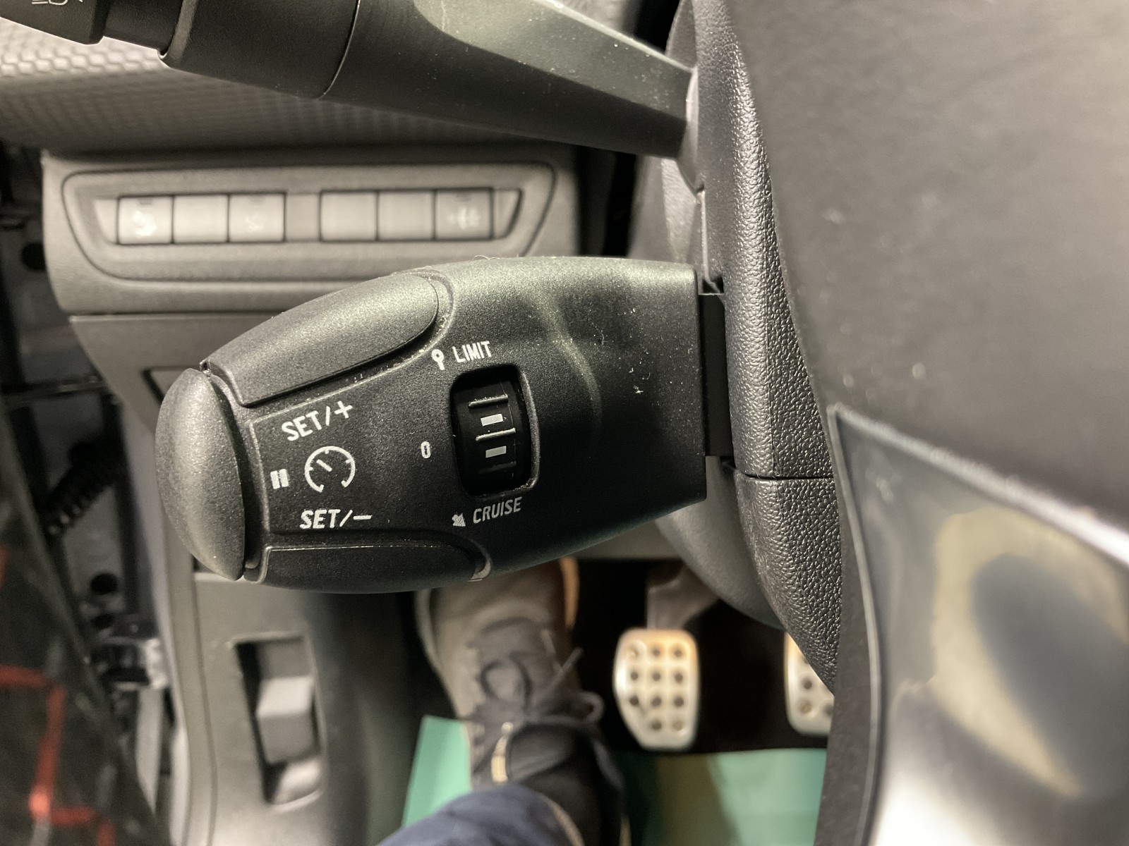 PEUGEOT - 2008 - #182229 - 19