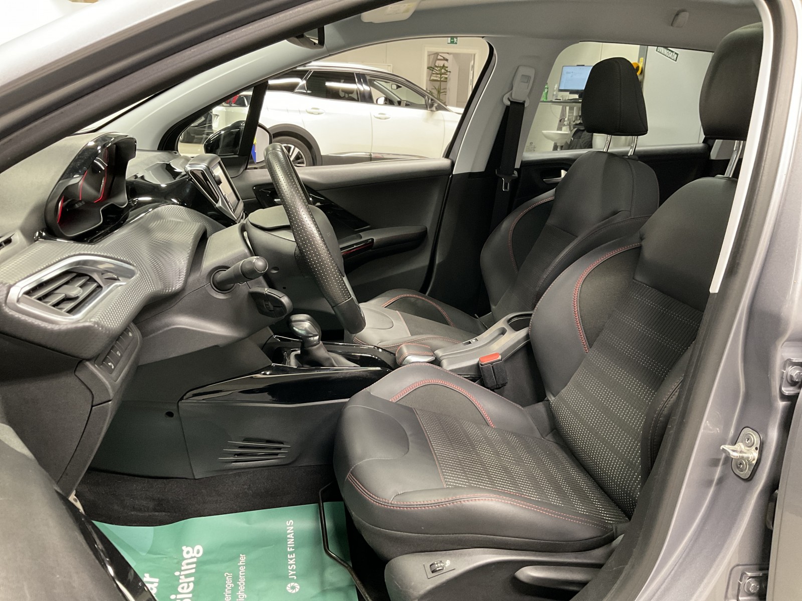 PEUGEOT - 2008 - #182229 - 12