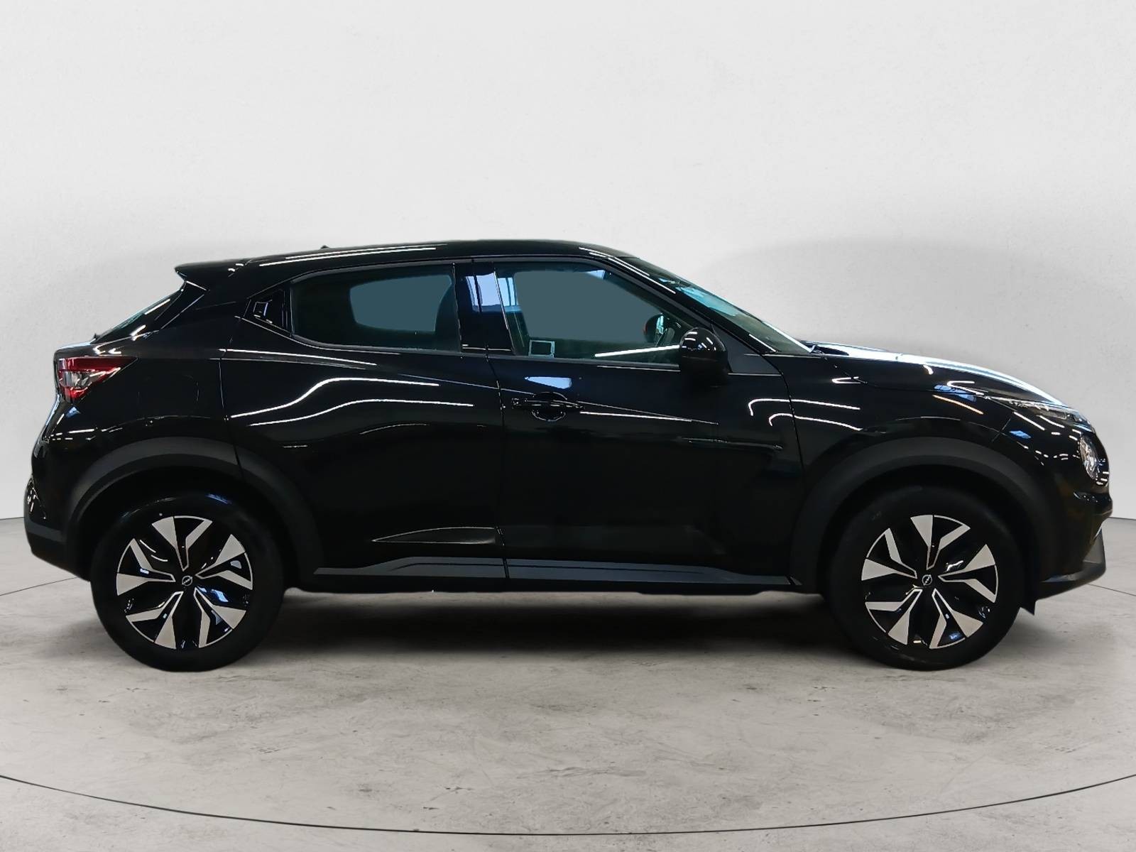 NISSAN - JUKE 2023 - #845391 - 15