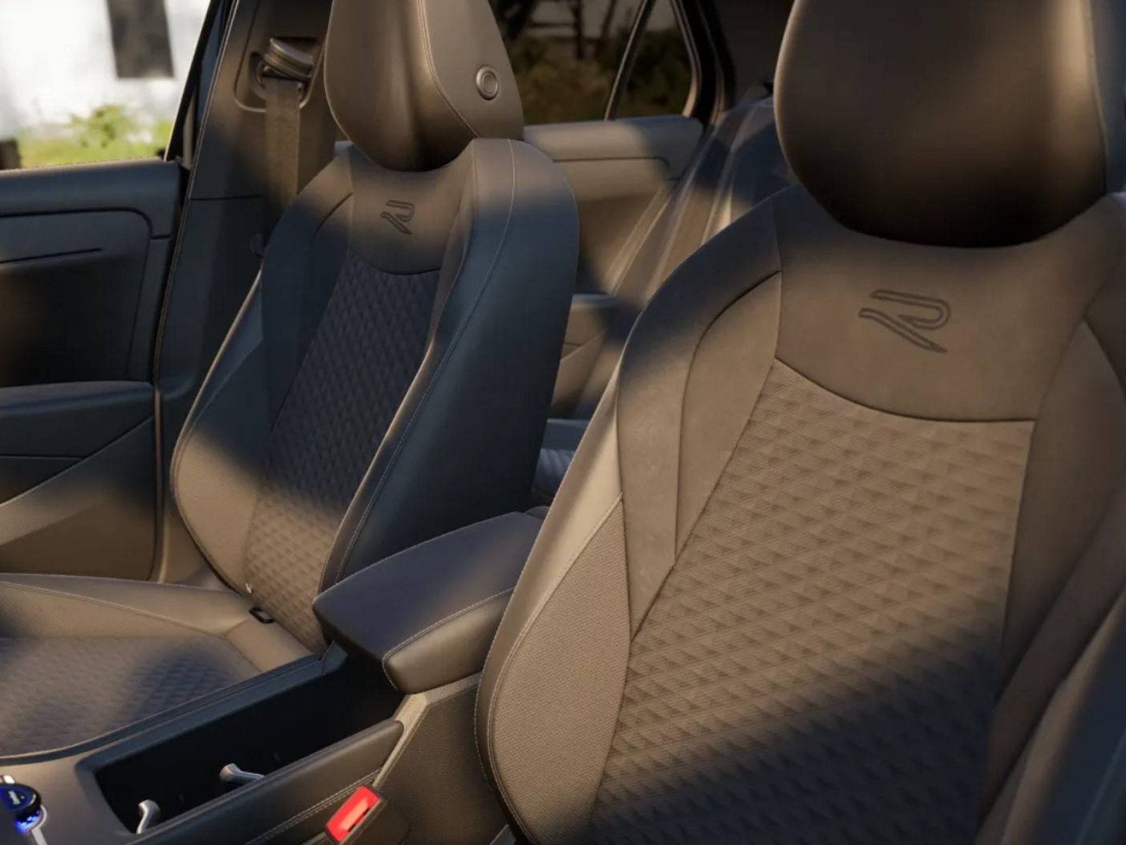 VOLKSWAGEN - T-ROC - #856834 - 12