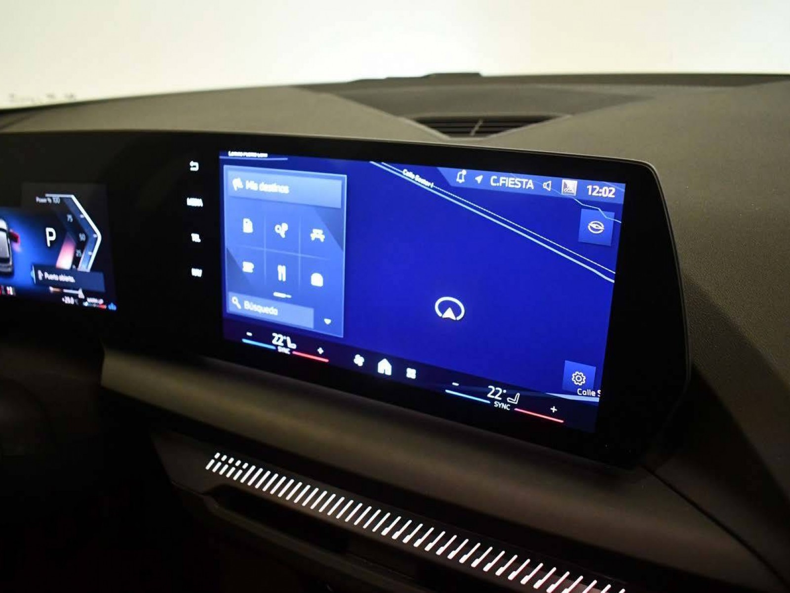 BMW - SERIE 1 F70 - #850093 - 10