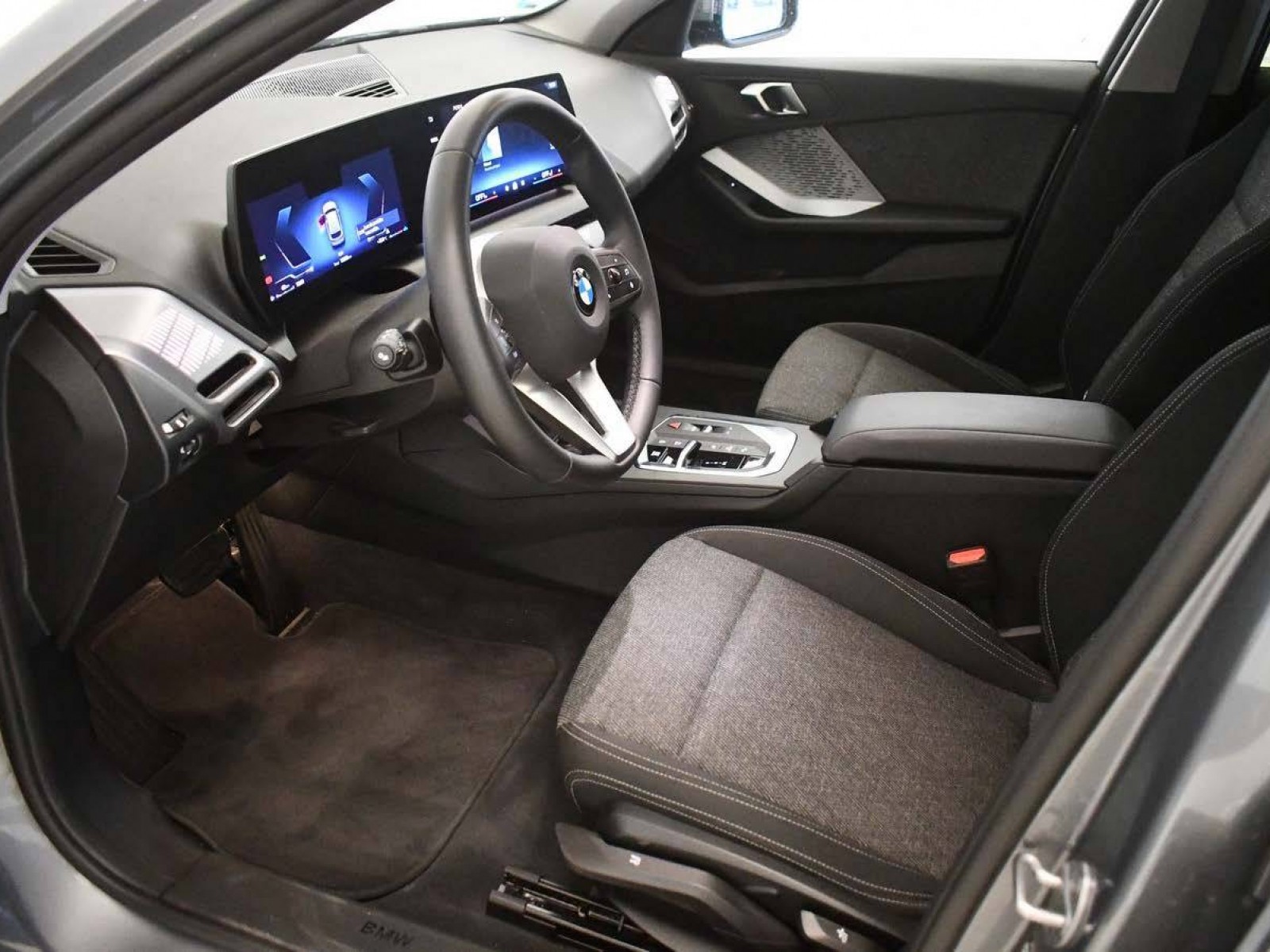 BMW - SERIE 1 F70 - #850096 - 14