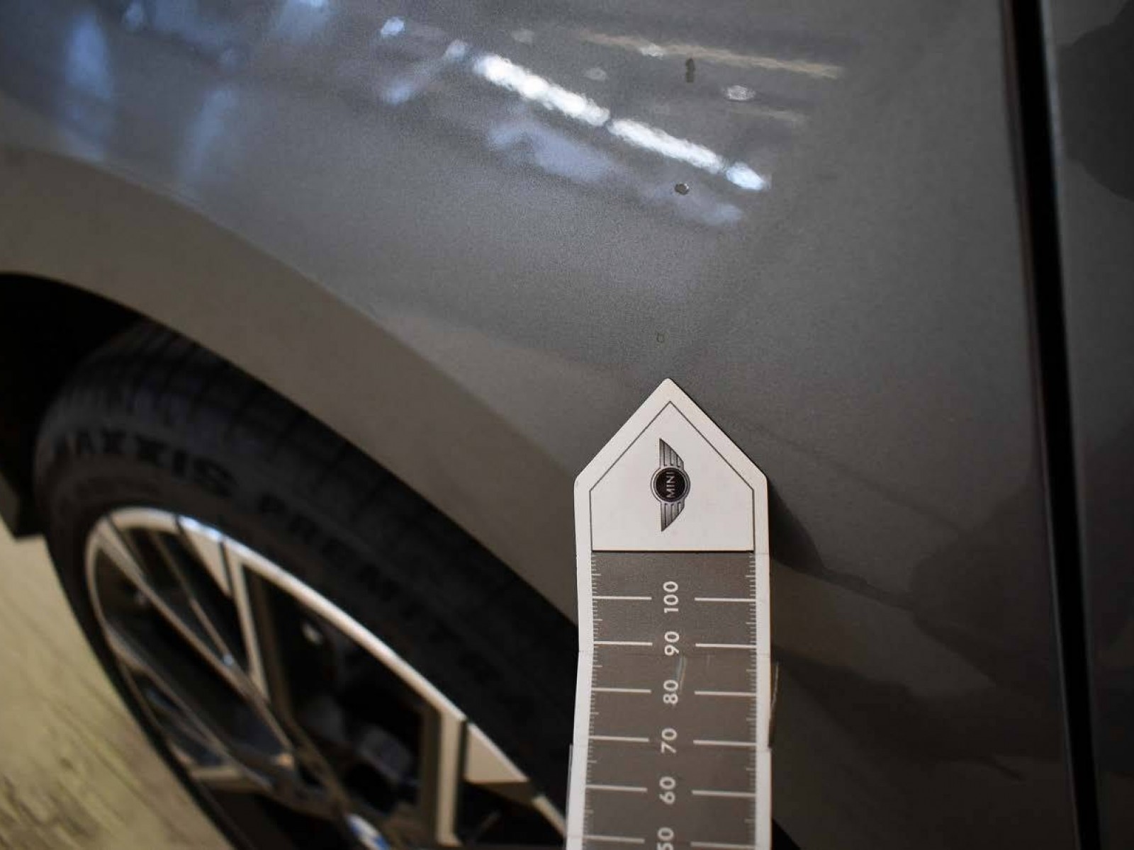 BMW - SERIE 1 F70 - #850096 - 29