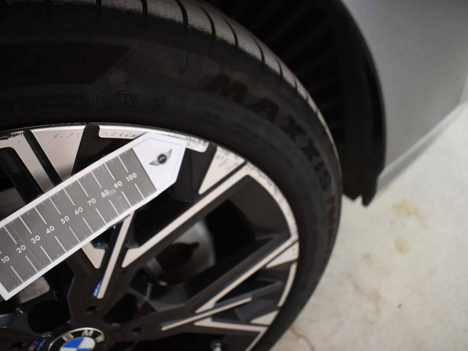 BMW - SERIE 1 F70 - #850096 - 23